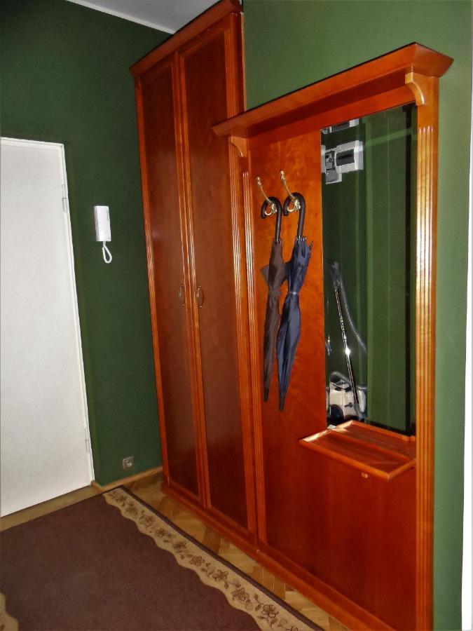Centrum, 700M Do Plazy - 2 Sypialnie, Salon, Balkon, Bezplatny Parking, Gdyně Exteriér fotografie